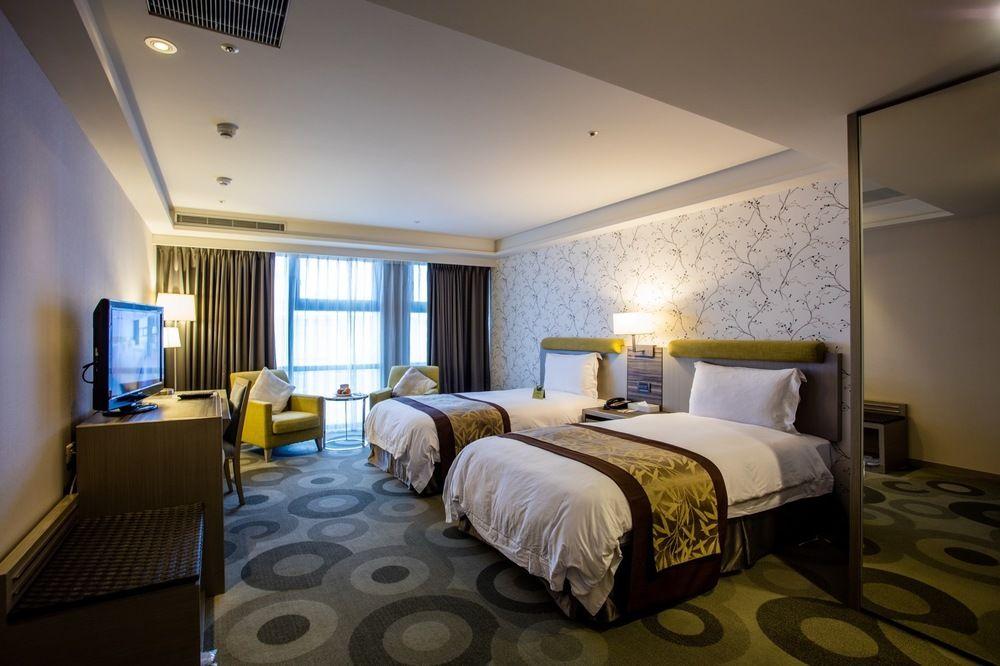 Fullon Hotel גאושיונג מראה חיצוני תמונה